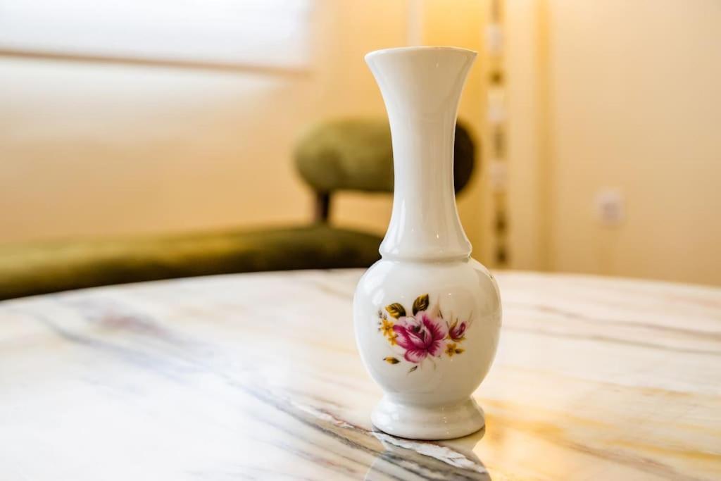 Plaka Vintage Apartment *